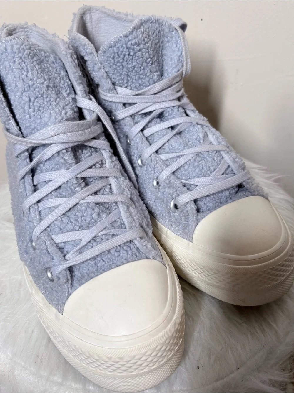 {GUC} Converse Chuck Taylor All Star Hi Lift Cosy Club Trainer 8.5 US